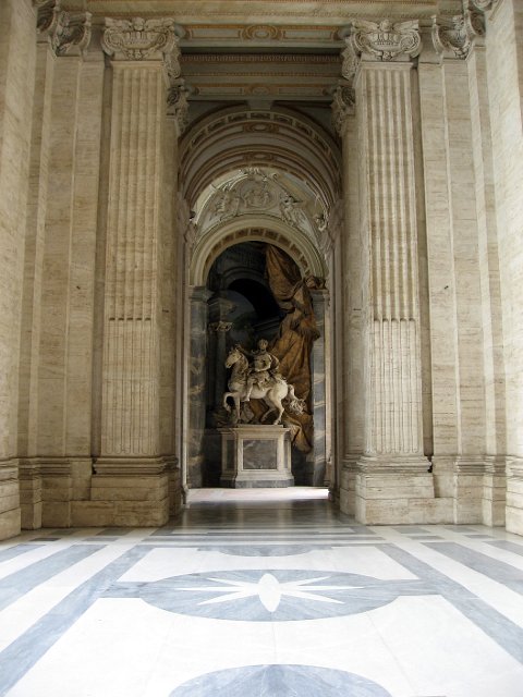 Vatican City - St. Peter's Basilica-02.JPG